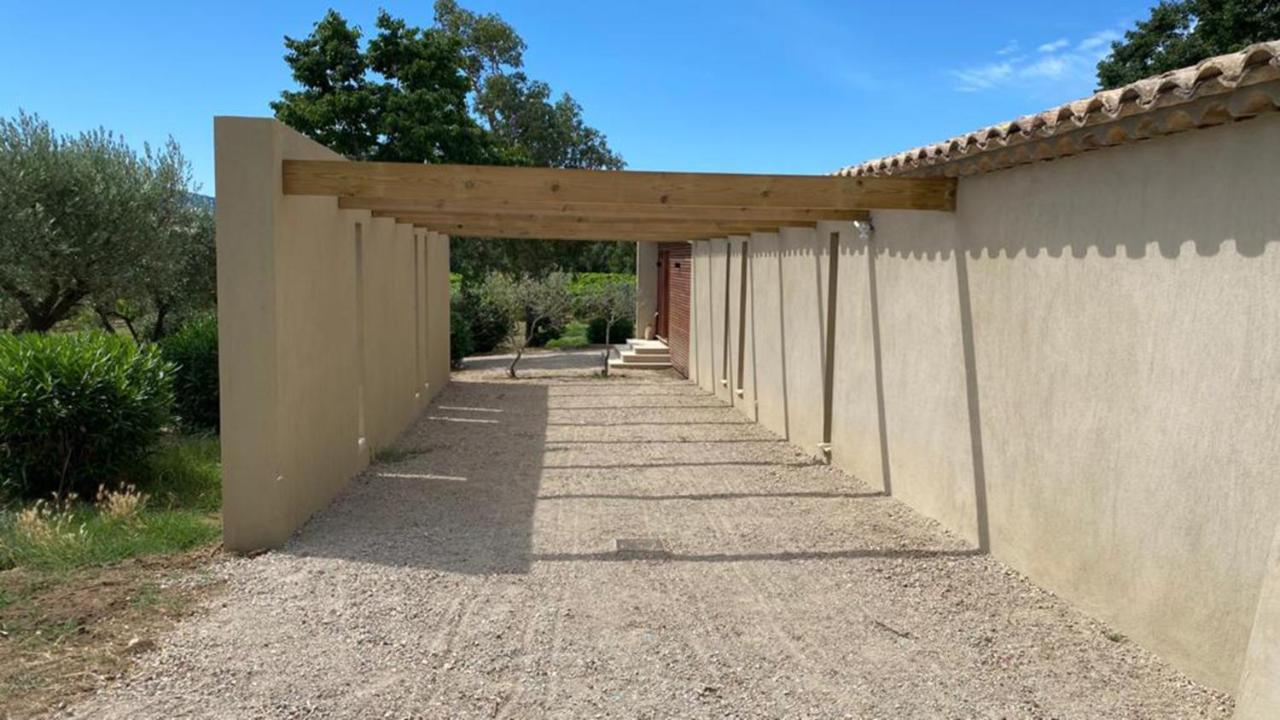 Magnifique Villa Avec Piscine Au Coeur Des Vignes Cogolin Exterior photo