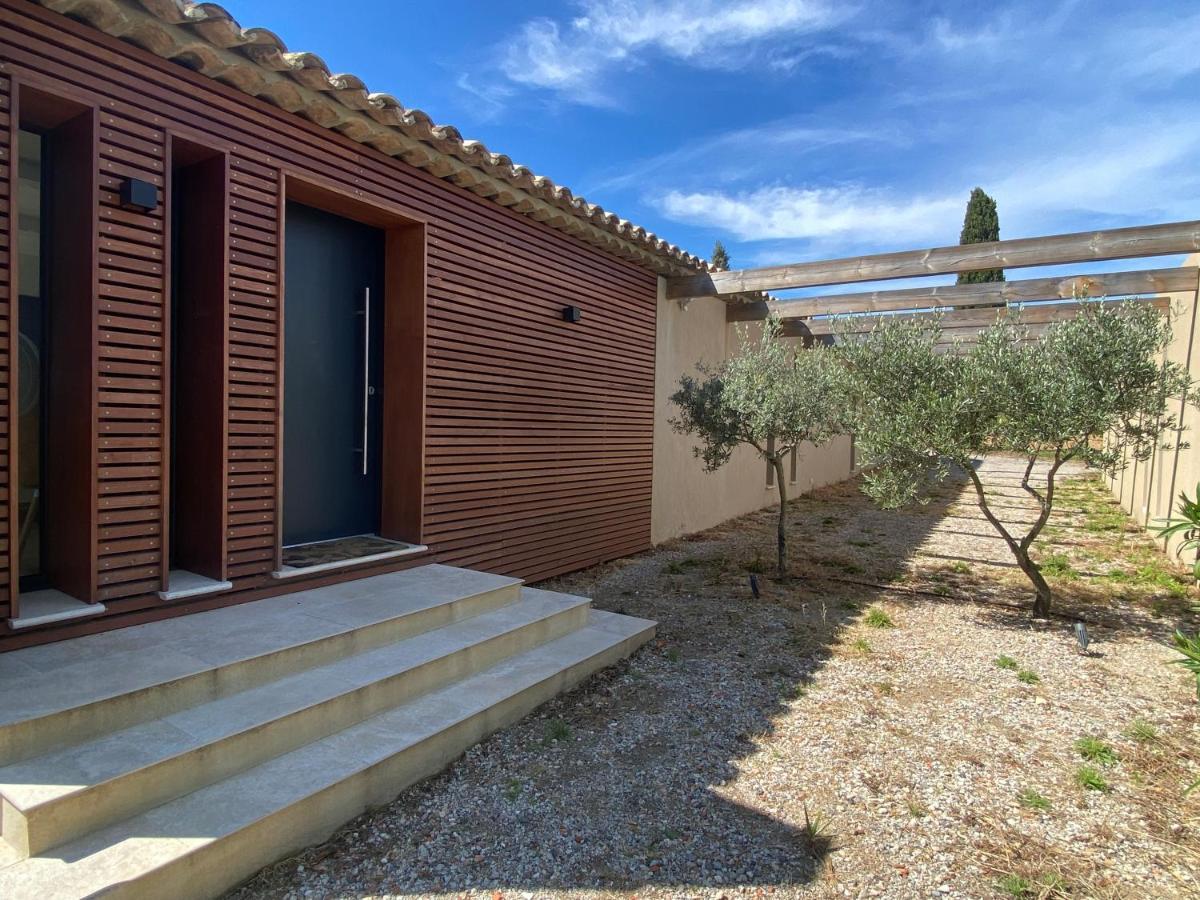 Magnifique Villa Avec Piscine Au Coeur Des Vignes Cogolin Exterior photo